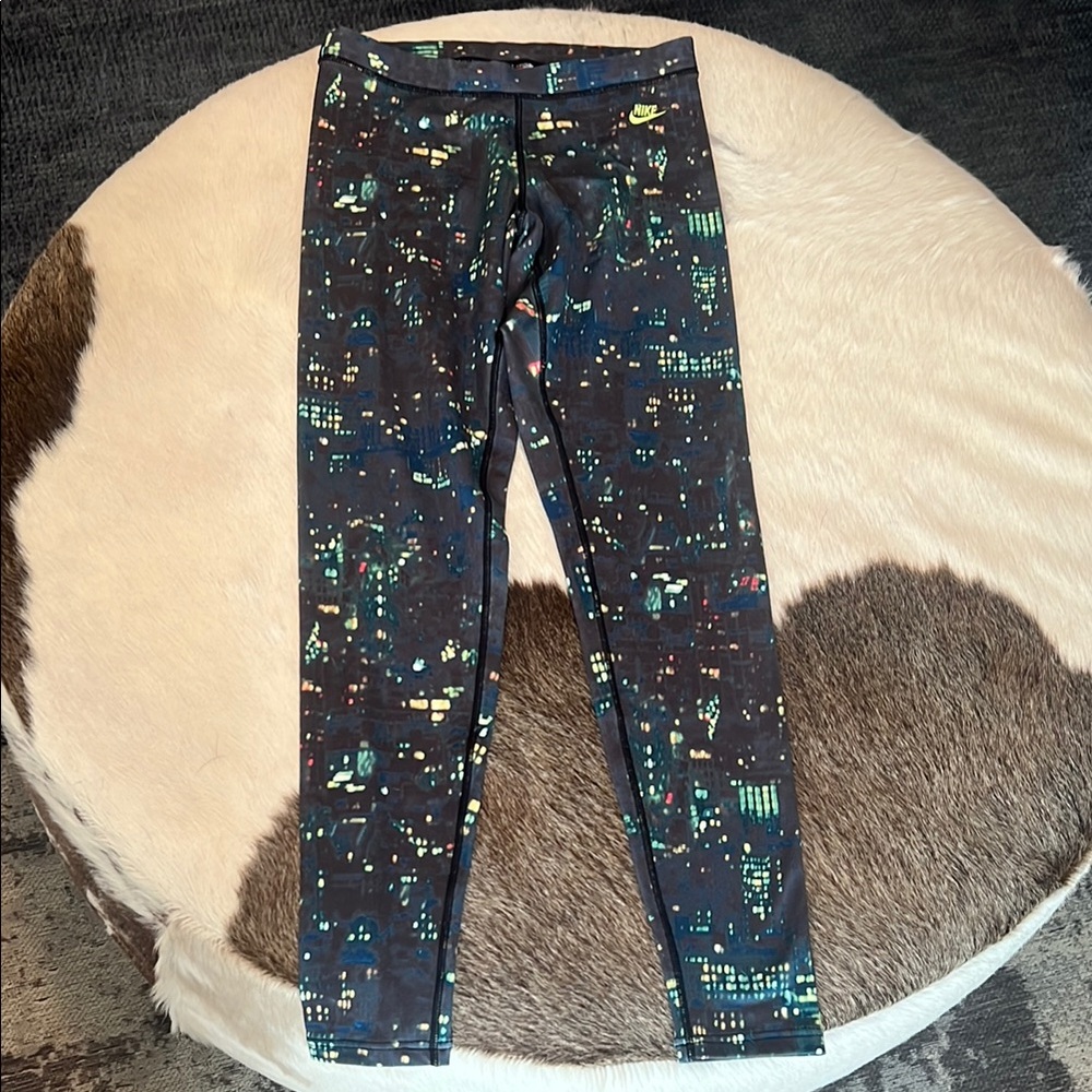 Nike Soft Material Workout/Yoga Leggings